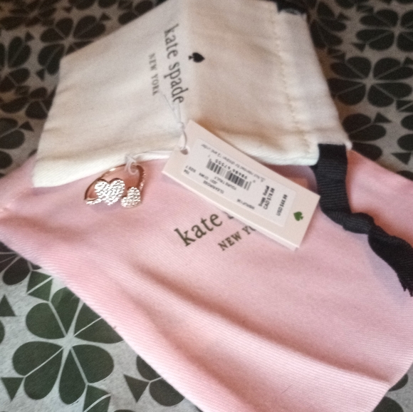 Ring - Picture 3 of 8